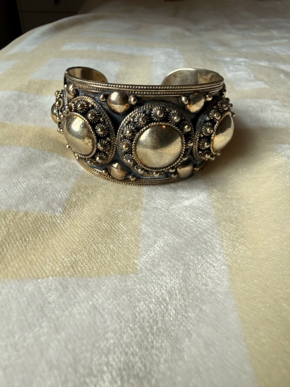 Vintage Sterling Silver Siam Cuff Bracelet ( estate)